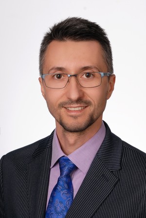 dr Paweł Bełch